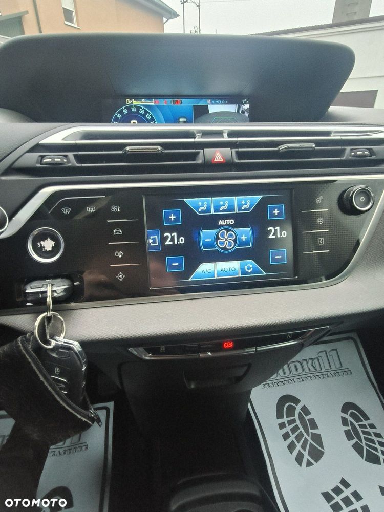 Citroën C4 Picasso - 25
