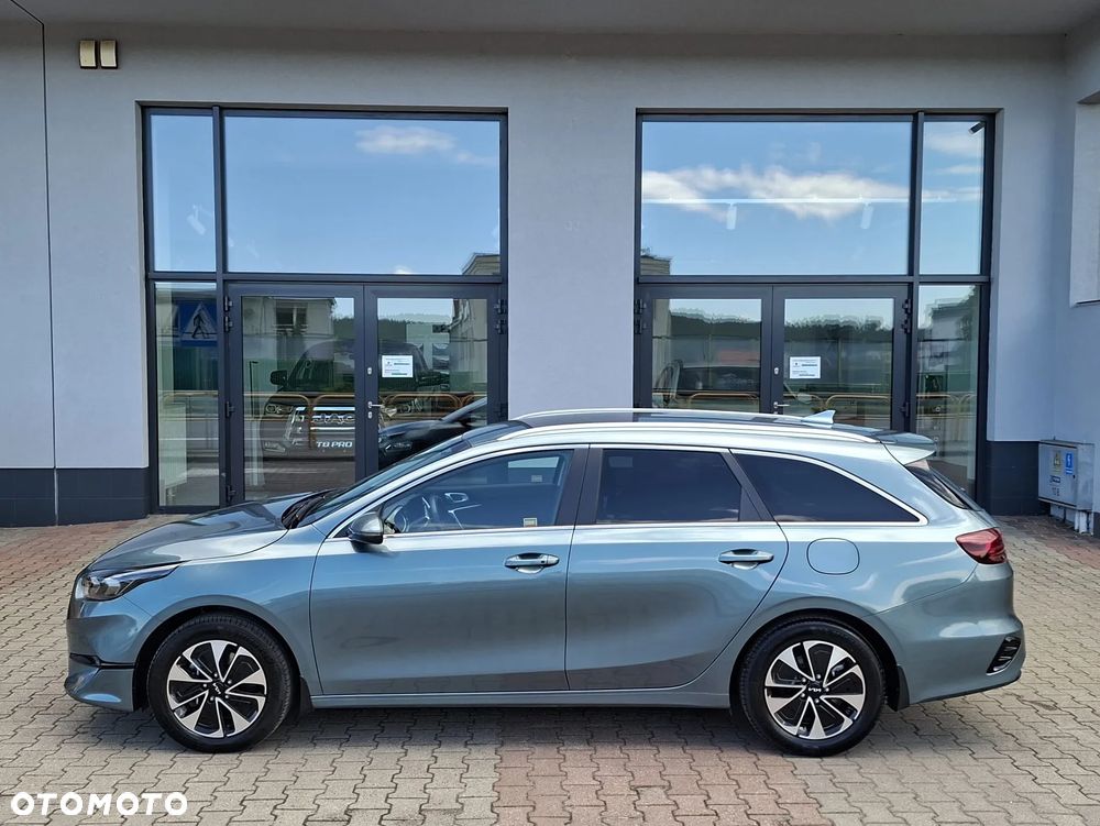 Kia Ceed 1.5 T-GDI Tribute - 3