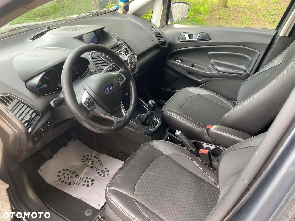 Ford EcoSport - 17