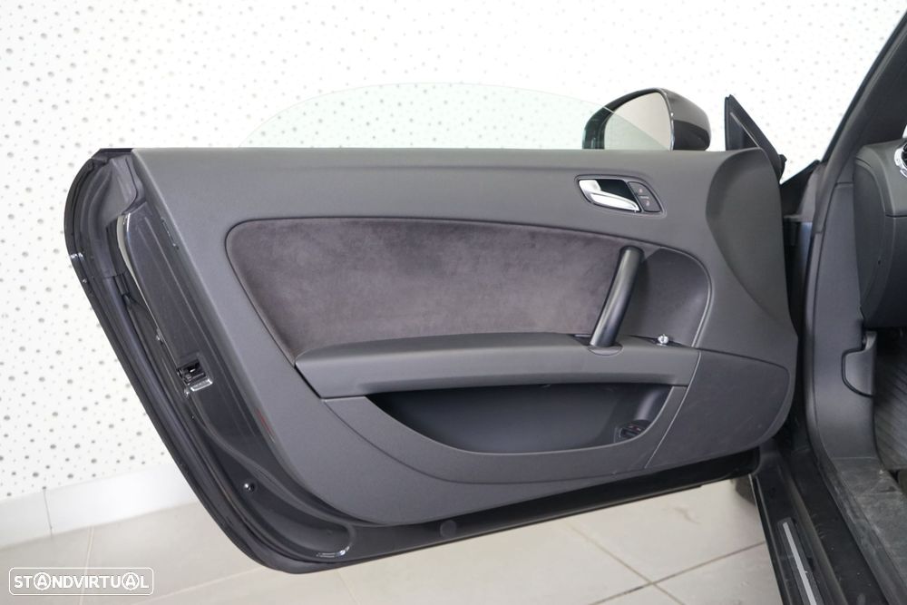 Audi TT Roadster 2.0 TDi - 22