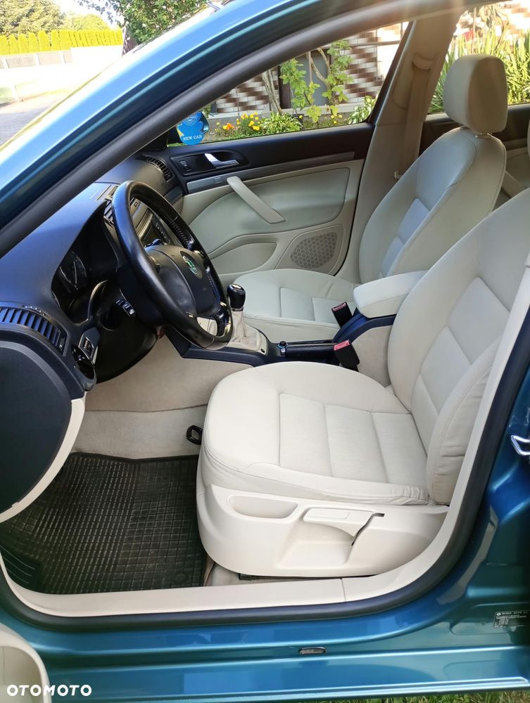 Skoda Octavia 2.0 TDI Elegance - 8