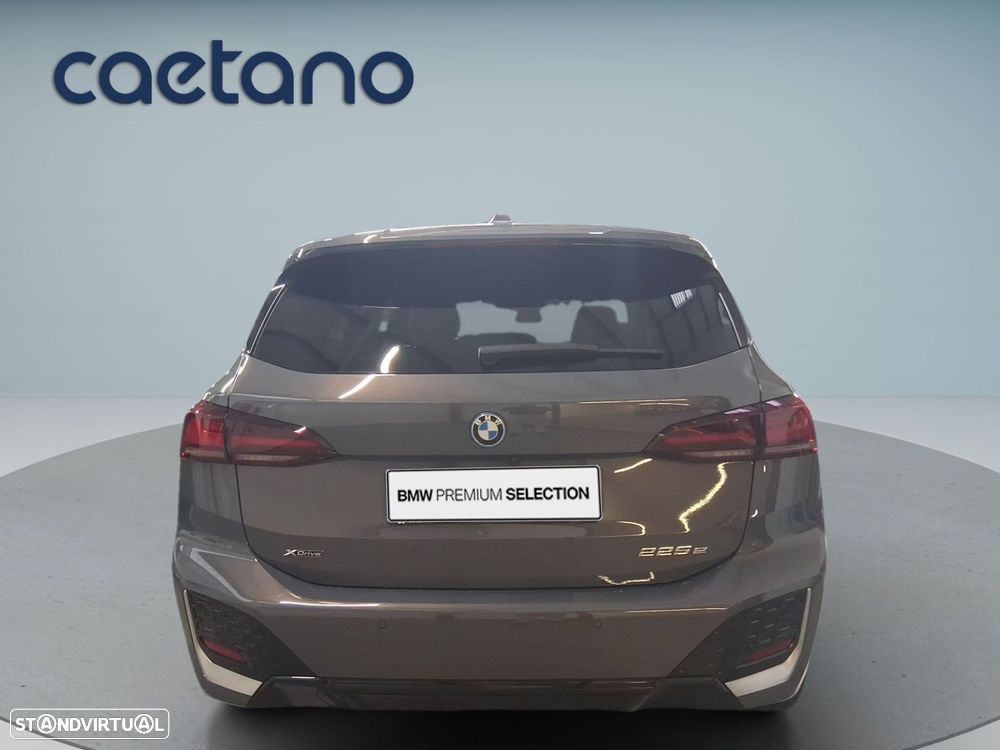 BMW 225xe Active Tourer e xDrive Pack Desportivo M - 7