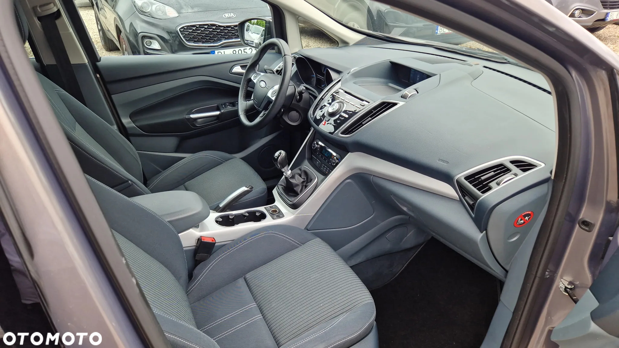 Ford C-MAX 1.6 EcoBoost Titanium - 8