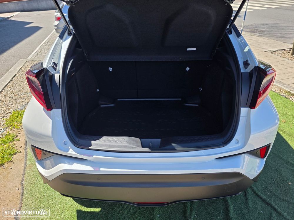 Toyota C-HR 1.8 Hybrid Square Collection - 28