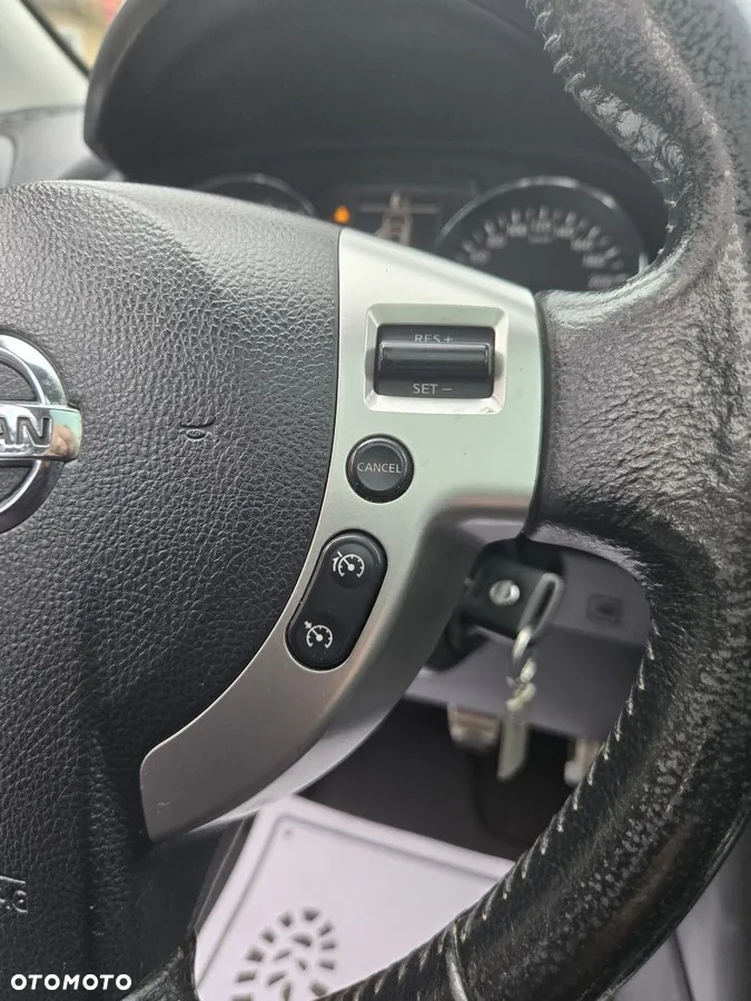 Nissan Qashqai 1.6 360 Start/Stop - 16