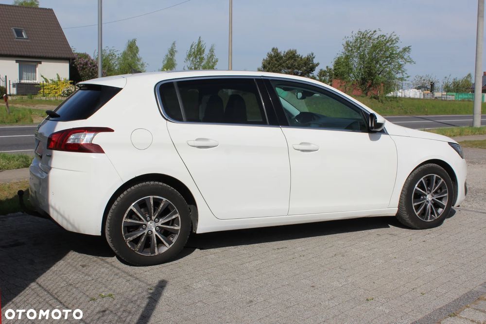 Peugeot 308 2.0 Blue HDi Allure S&S - 5