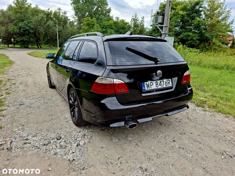 BMW Seria 5 520d Edition Sport - 8
