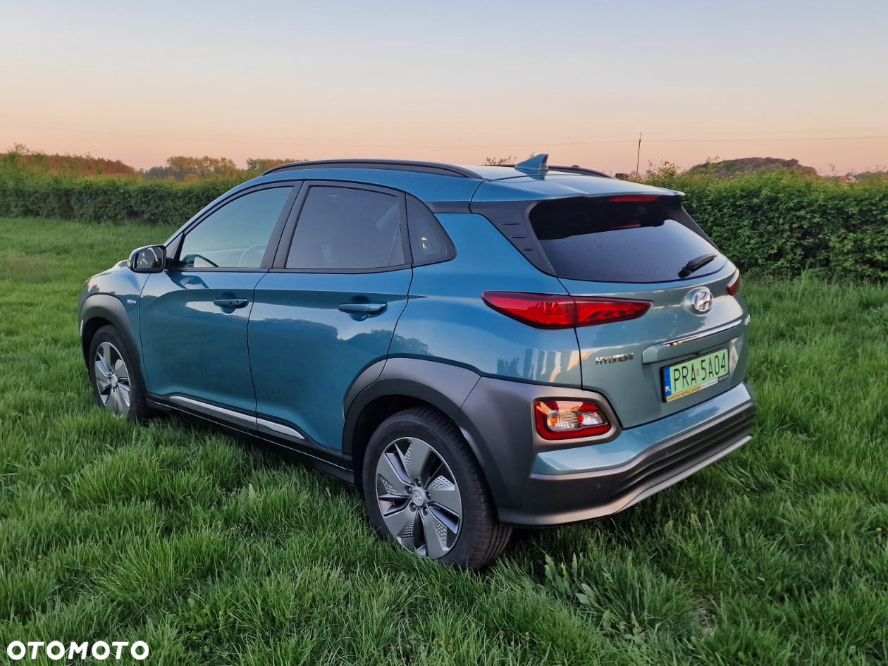 Hyundai Kona EV Premium - 5