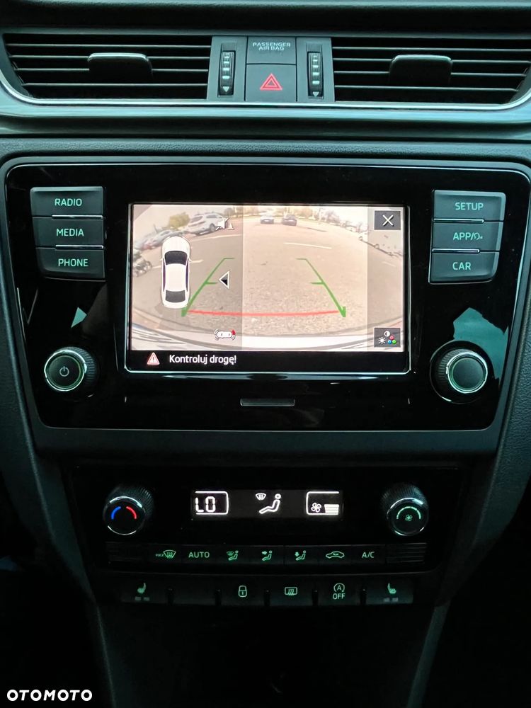 Skoda RAPID 1.0 TSI Style - 21