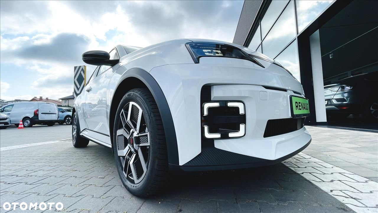 Renault 5 40kWh Urban Range Techno - 8