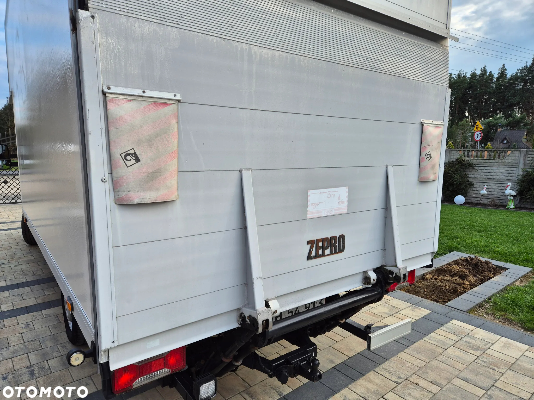 Iveco DAILY 35S18 KONTENER 4.20 WINDA KLIMA - 22