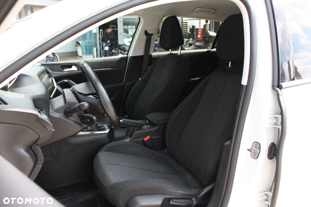 Peugeot 308 1.2 PureTech GPF Active S&S - 12