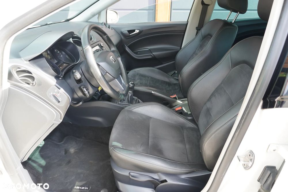 Seat Ibiza 1.2 12V Style - 16