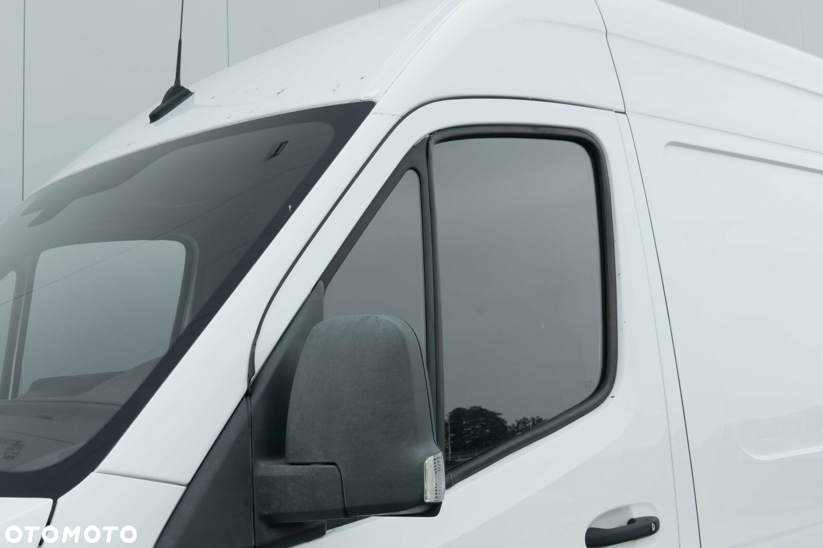 Mercedes-Benz Sprinter - 11