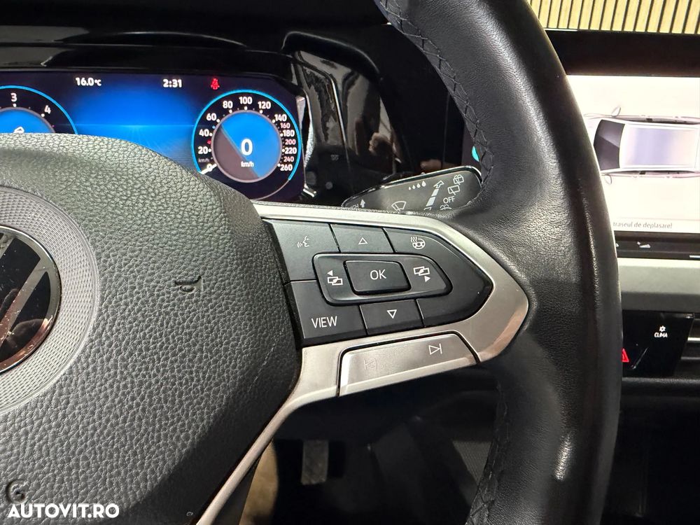 Volkswagen Golf 2.0 TDI SCR Life - 18