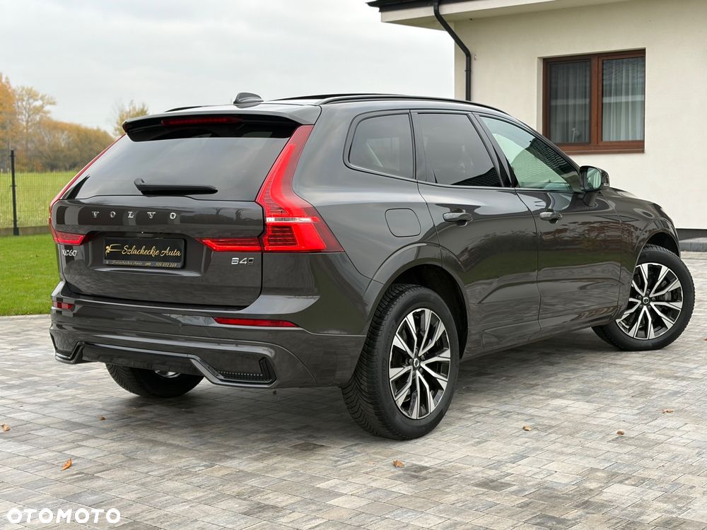 Volvo XC 60 B4 D AWD Plus Dark - 15