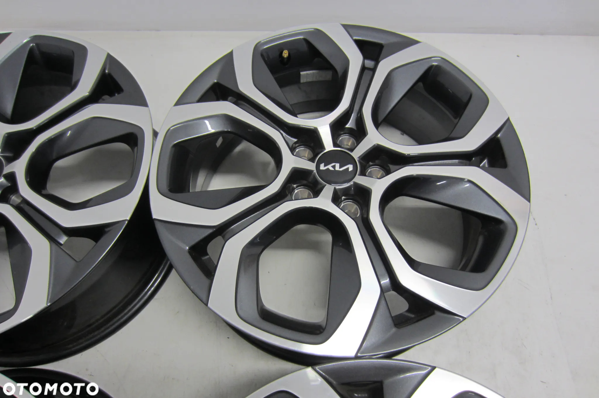 FELGI ALUMINIOWE 18 KIA SPORTAGE NIRO OPTIMA CARENS X CEED PROCEED CEED VENGA HYUNDAI - 5