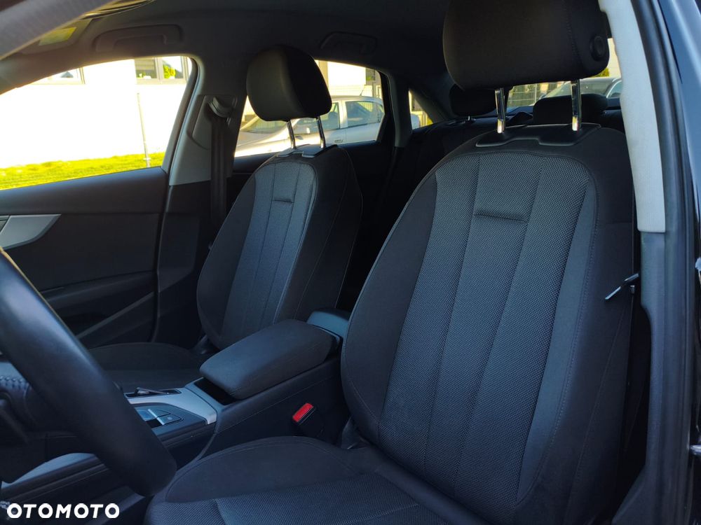 Audi A4 Limousine 35 TDI S tronic design - 14