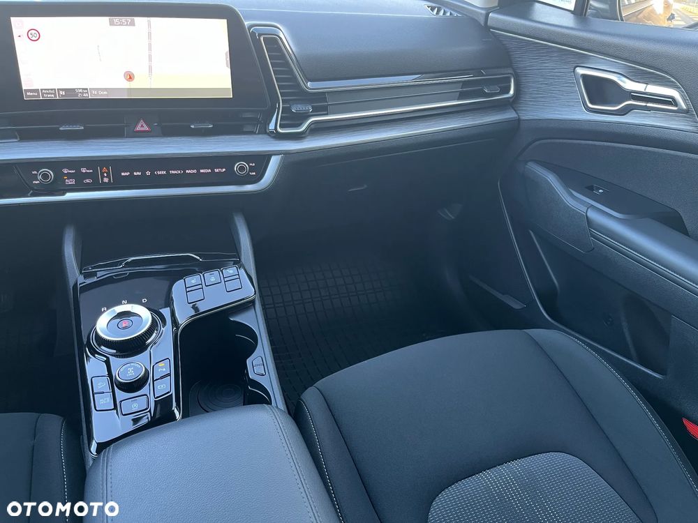 Kia Sportage 1.6 T-GDI L Business Line 4WD DCT - 16