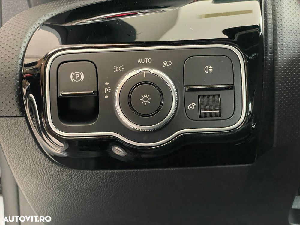 MERCEDES-BENZ A-Class 2024 — imagine 53