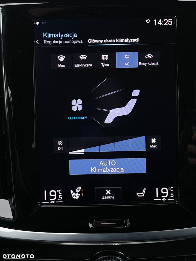 Volvo V60 B4 B R-Design - 23