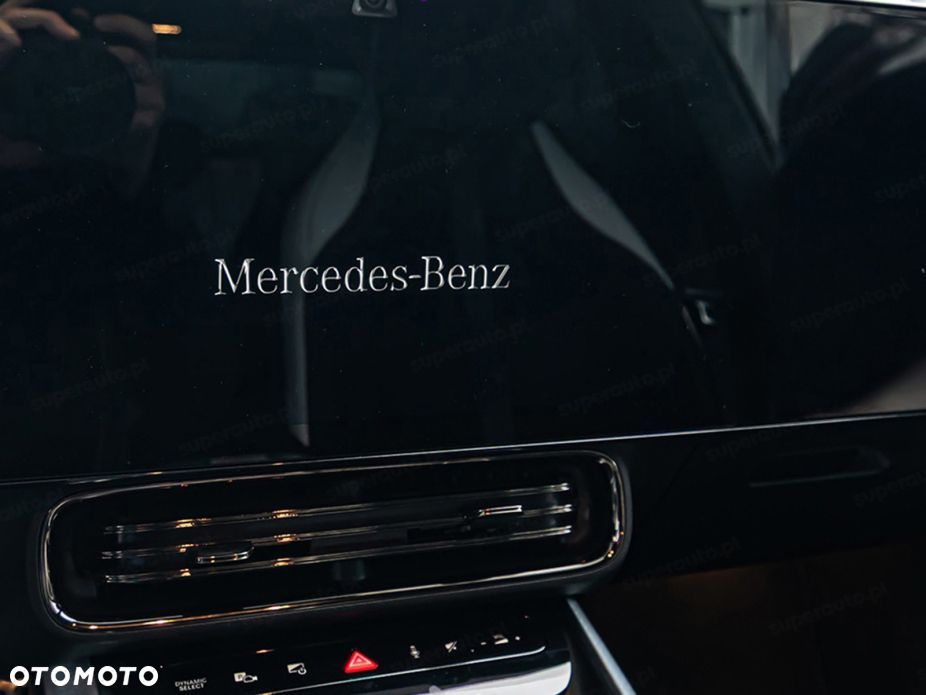 Mercedes-Benz CLA 200 mHEV 8G-DCT - 11