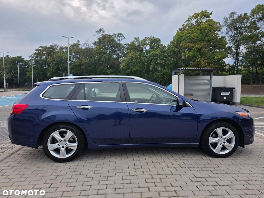 Honda Accord 2.0 Executive - 9