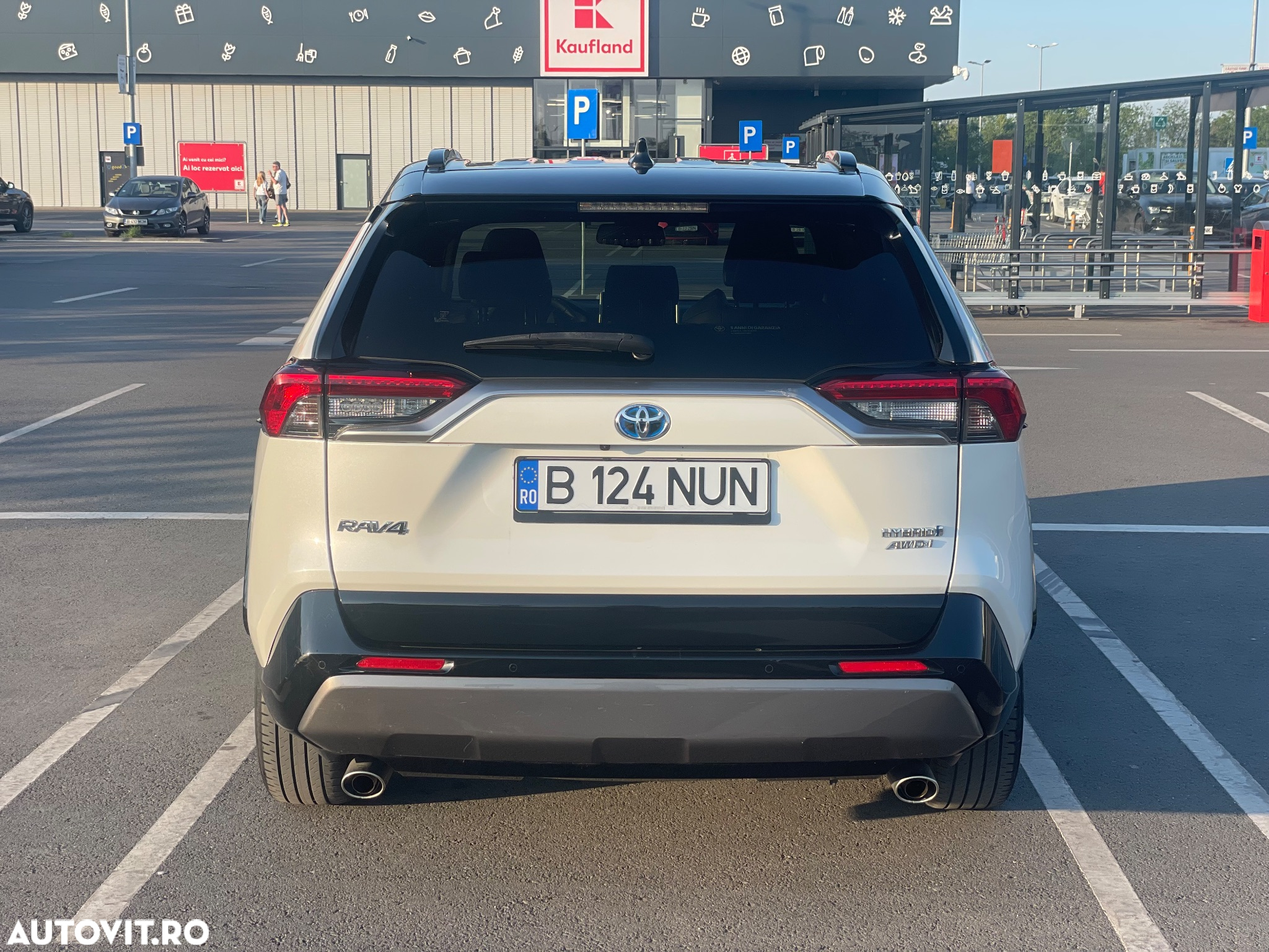 Toyota RAV4 2.5 4x4 Hybrid Style Selection - 9
