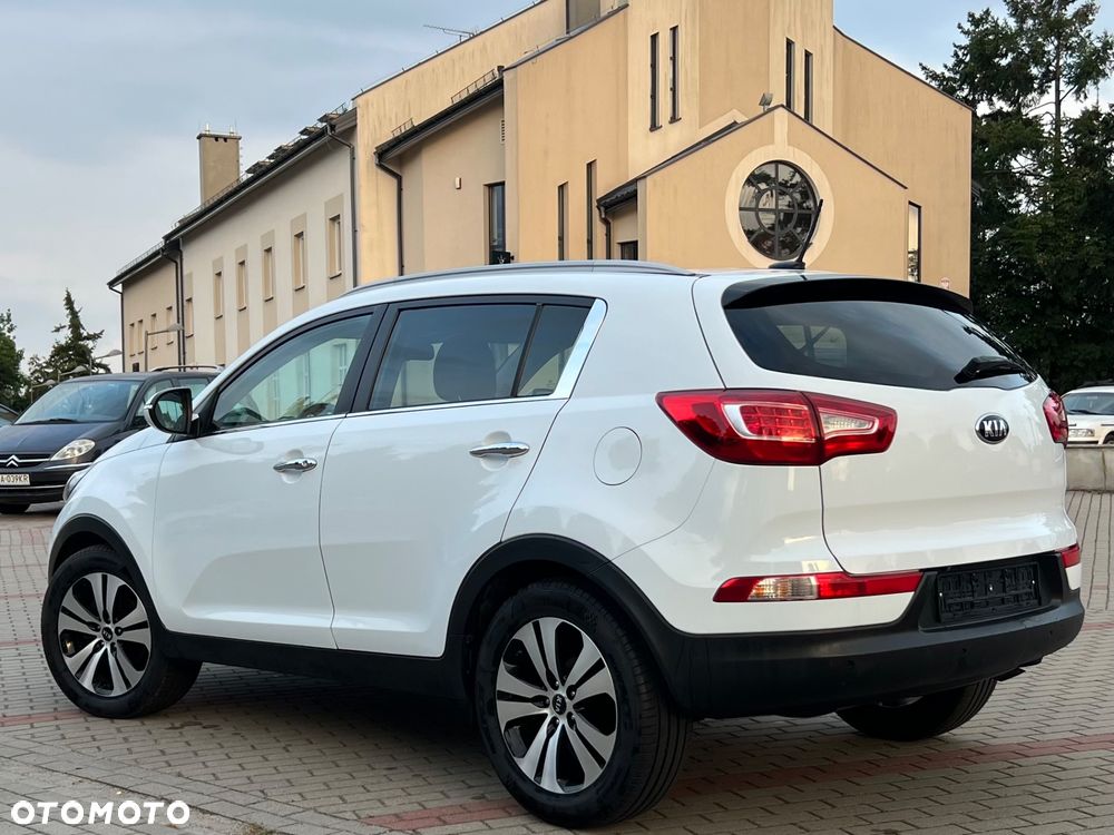 Kia Sportage 1.7 CRDI 2WD Dream-Team Edition - 6