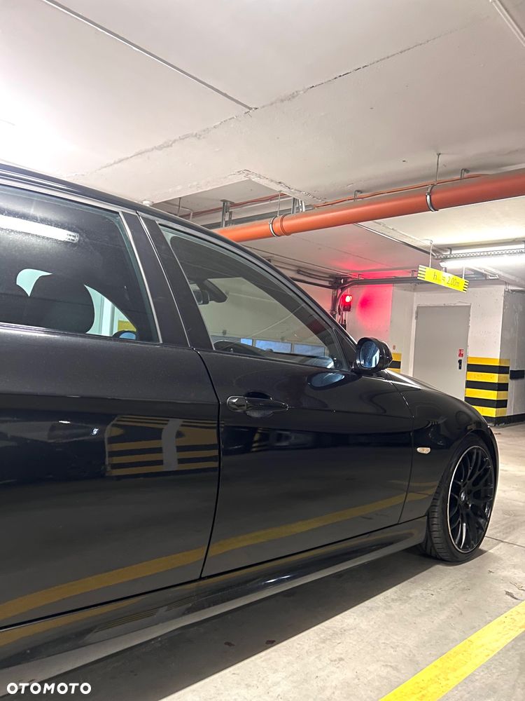 BMW Seria 3 325i - 7