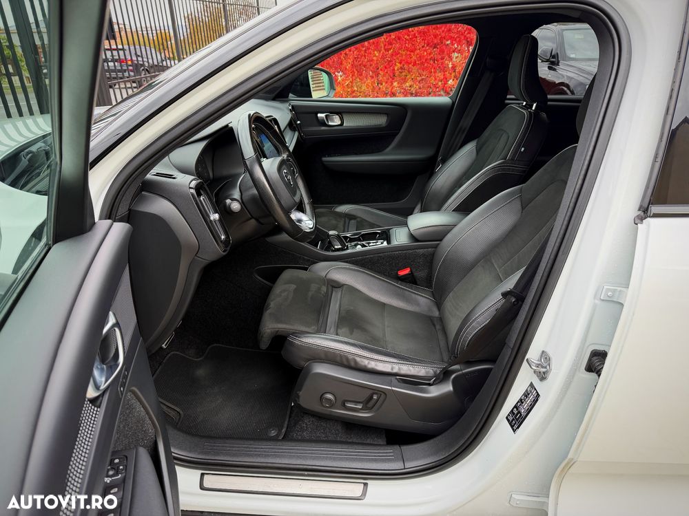 Volvo XC 40 D4 AWD R-Design - 16