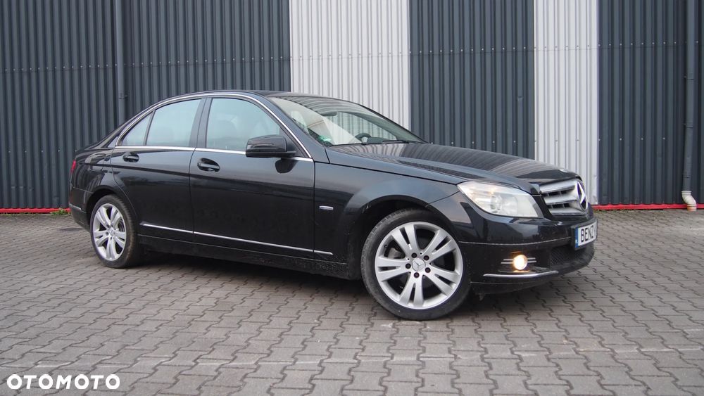 Mercedes-Benz Klasa C 180 Kompressor BlueEFFICIENCY Elegance - 1