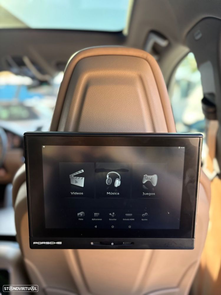 Porsche Cayenne Coupé E-Hybrid Platinum Edition - 23