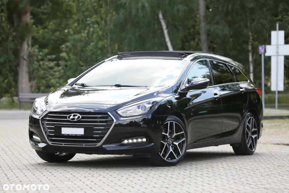Hyundai i40 1.7 CRDi Premium DCT - 1