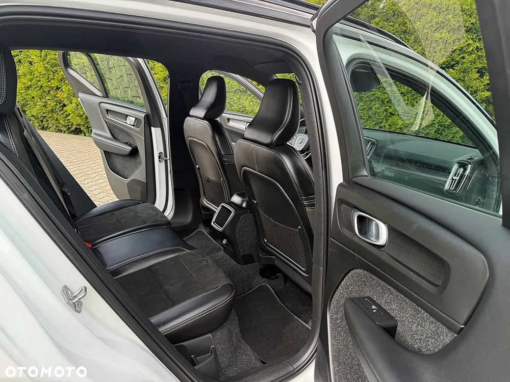 Volvo XC 40 D3 SCR R-Design - 19