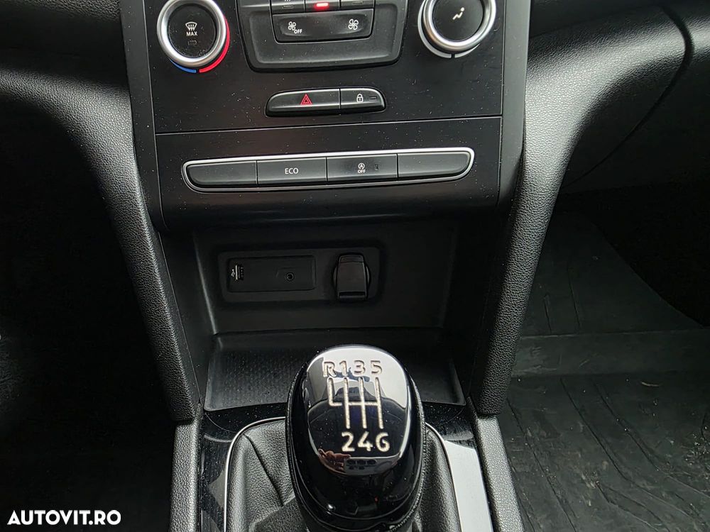 Renault Megane TCe Life - 9