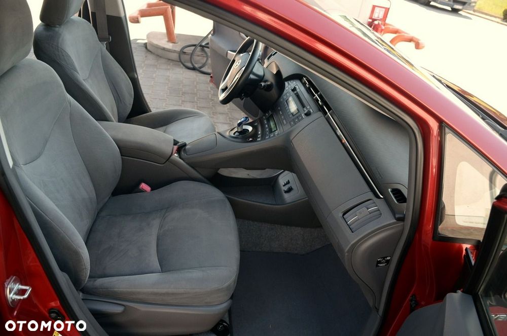 Toyota Prius - 21