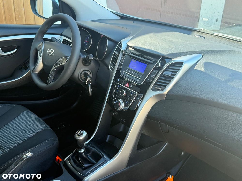 Hyundai i30 1.6 Style - 25