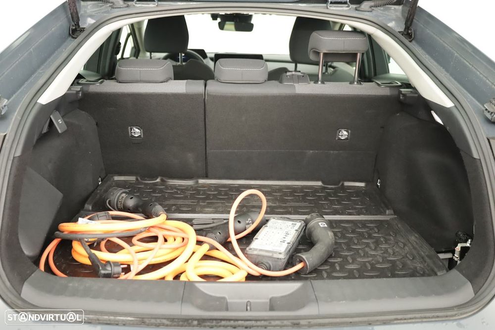 Toyota Prius 2.0 Plug-in Exclusive - 22