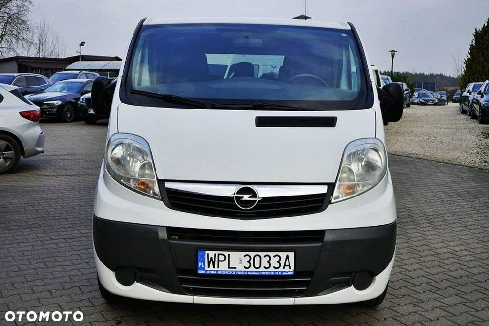 Opel Vivaro - 11