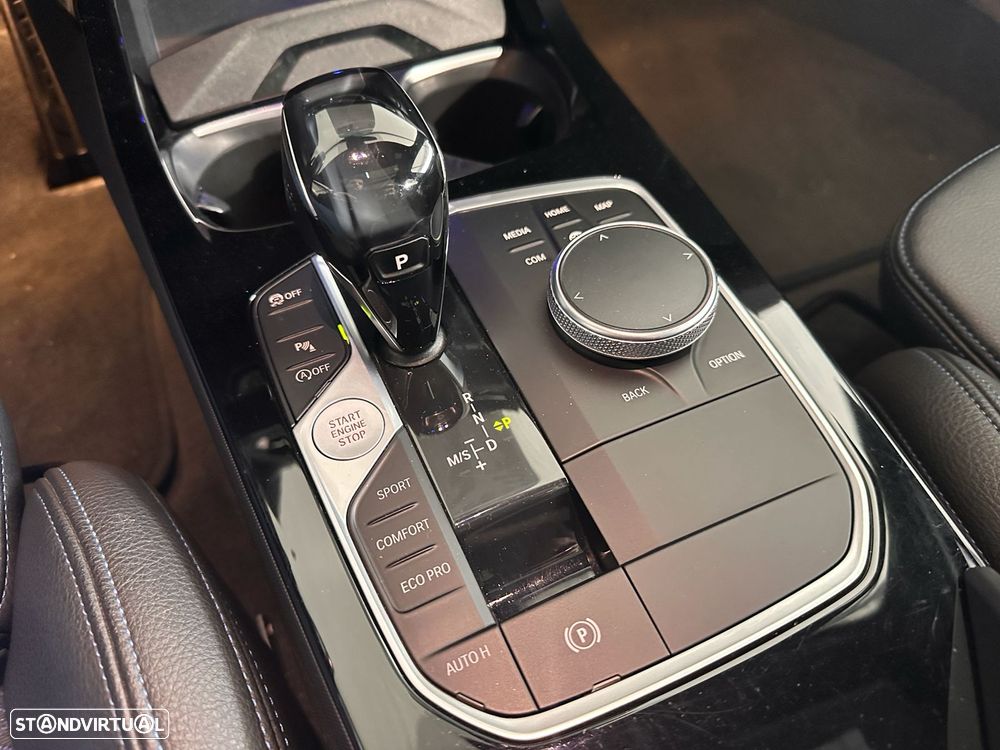 BMW 120 d Pack Desportivo M - 43