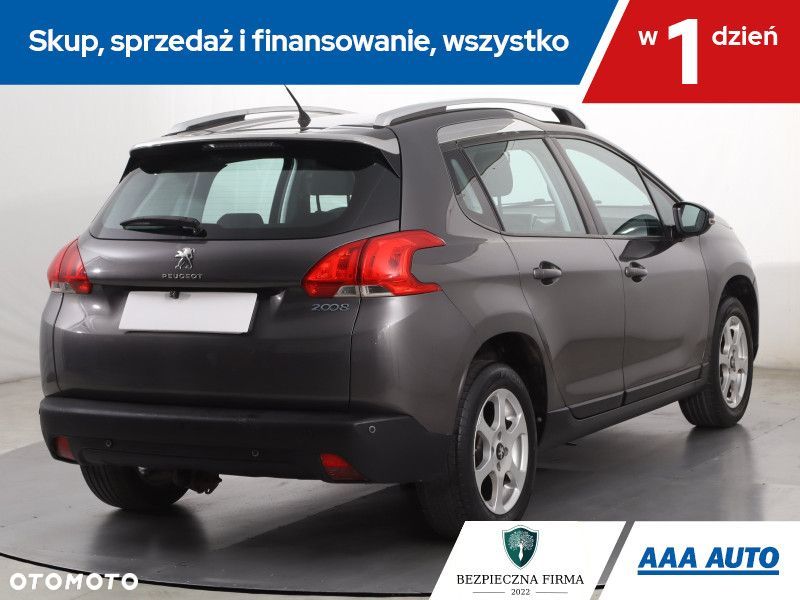 Peugeot 2008 - 7