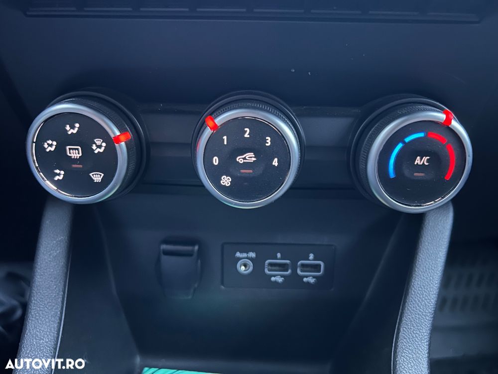 Renault Clio BLUE dCi 100 BUSINESS EDITION - 14