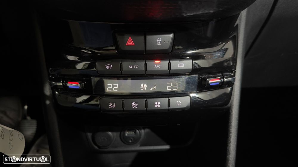 Peugeot 2008 PureTech 110 Stop&Start Allure - 29
