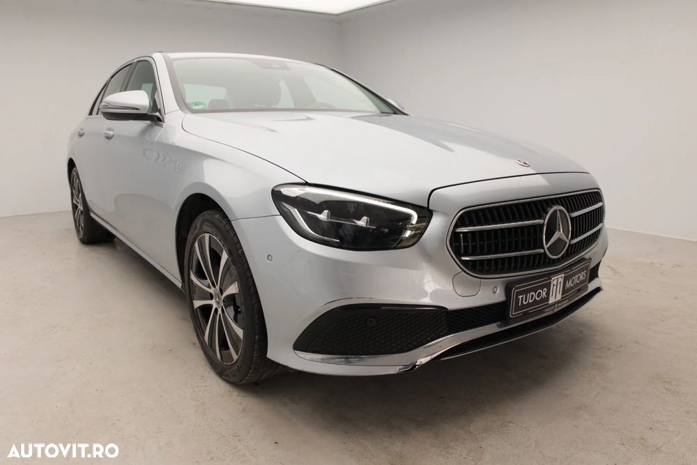 Mercedes-Benz E 300 4MATIC 9G-TRONIC Avantgarde - 2