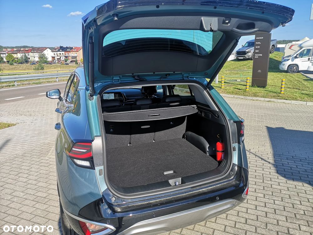 Kia Sportage ver-1-6-t--gdi-mhev-business-line-2wd-dct - 9