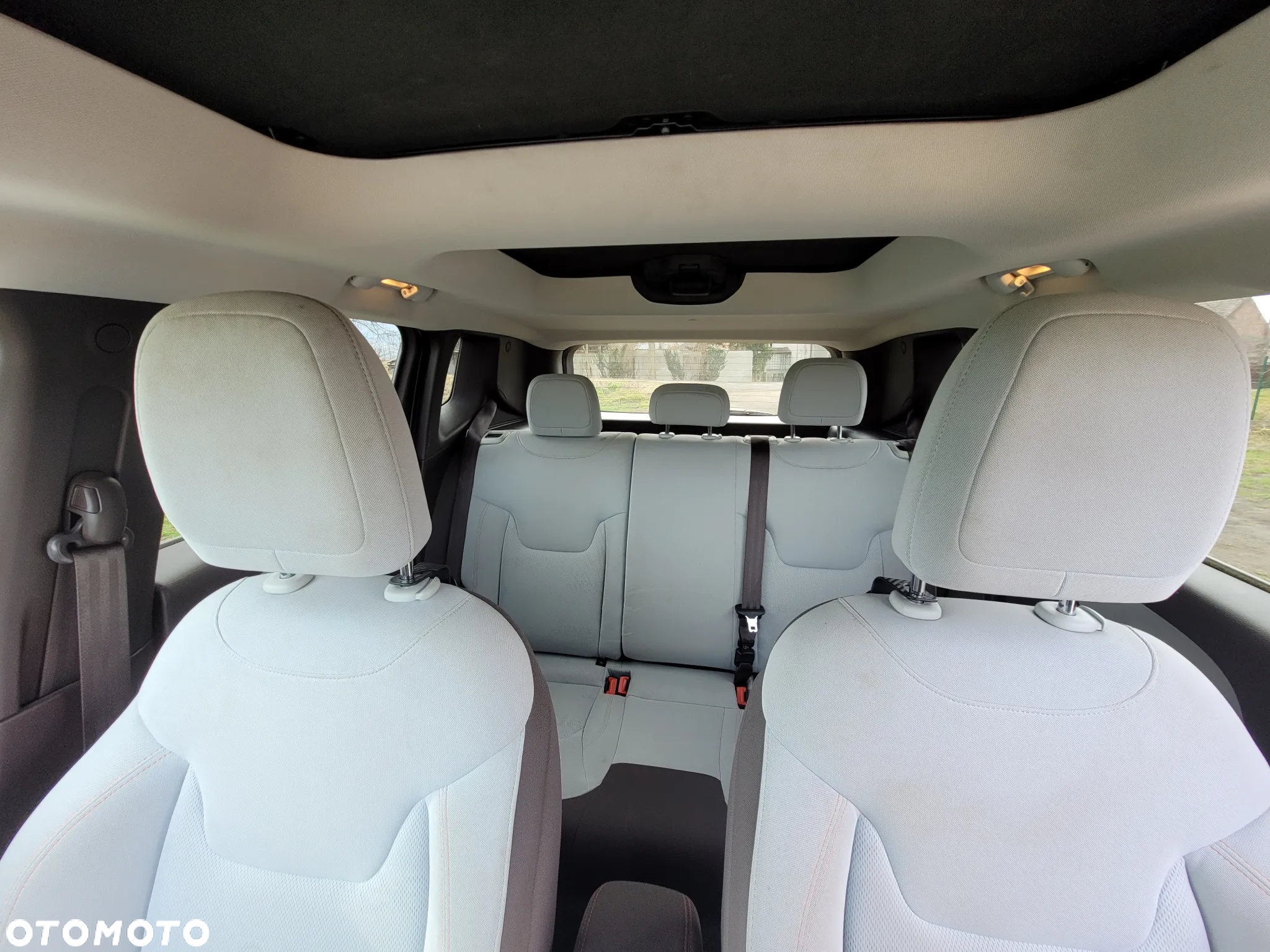 Jeep Renegade - 8
