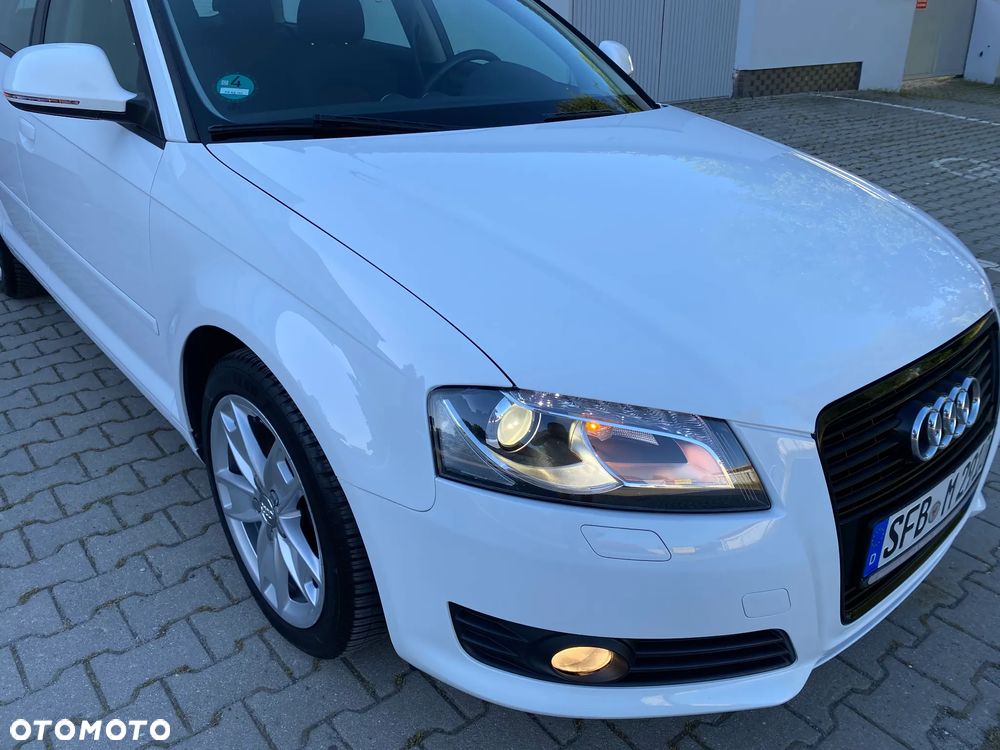 Audi A3 Sportback 1.4 TFSI Ambiente - 1