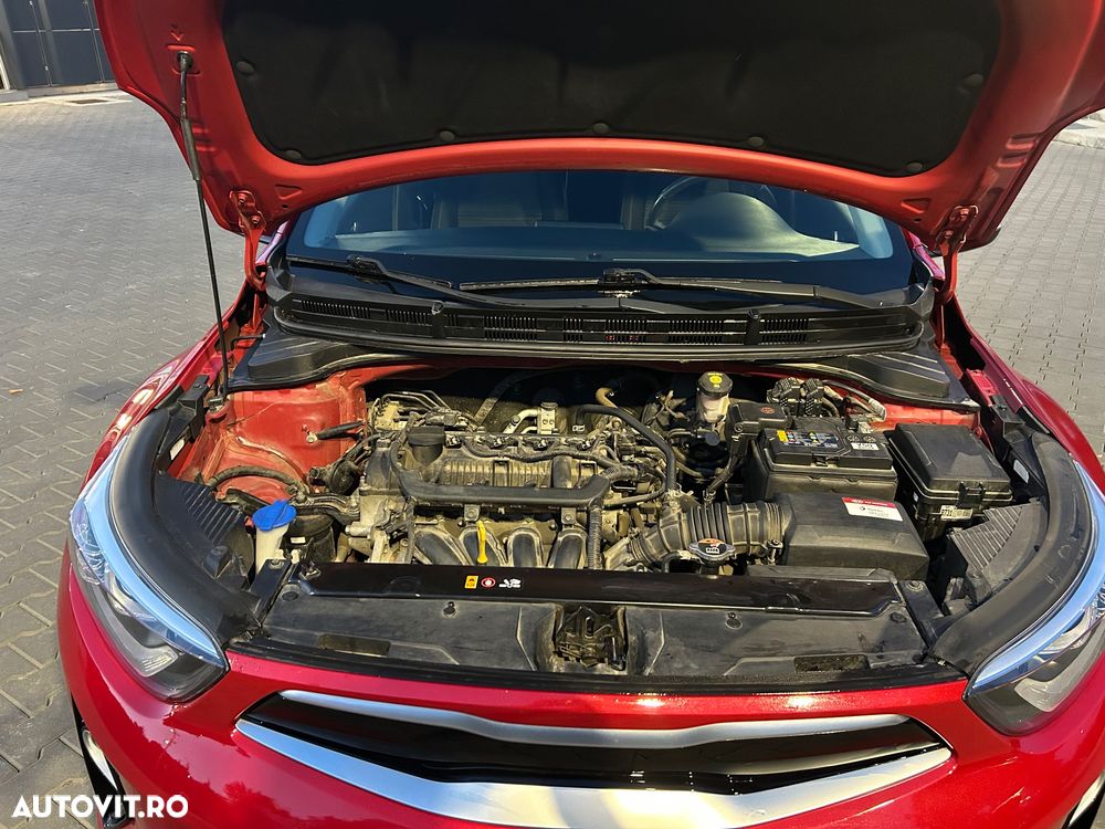 Kia Stonic 1.2 GSL Trend - 16