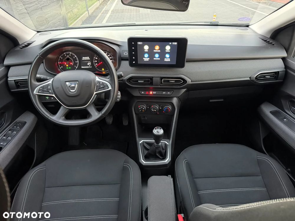 Dacia Sandero TCe 100 Essential - 13